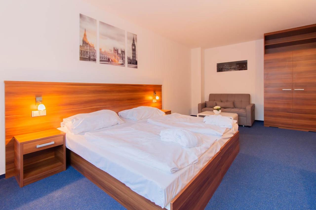 Lipno Wellness - C112 Private Family Frymburk